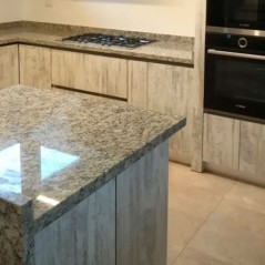 DARK GREEN CANAMO GRANITE 200x65x2cm