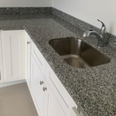BROWN ENGLISH GRANITE 200x65x2cm